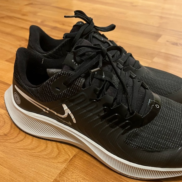 Men’s Nike Running Shoes - Picture 6 of 16